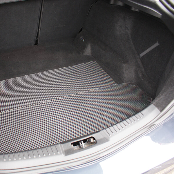 car-accessibility-lining-your-car-boot-with-tenura-non-slip-fabric