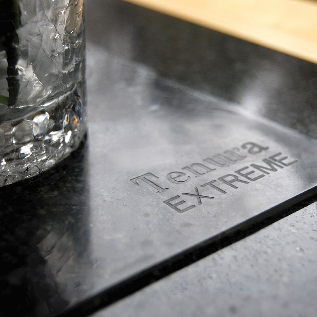 Tenura Extreme Grip Adhesive Mats - Image 10