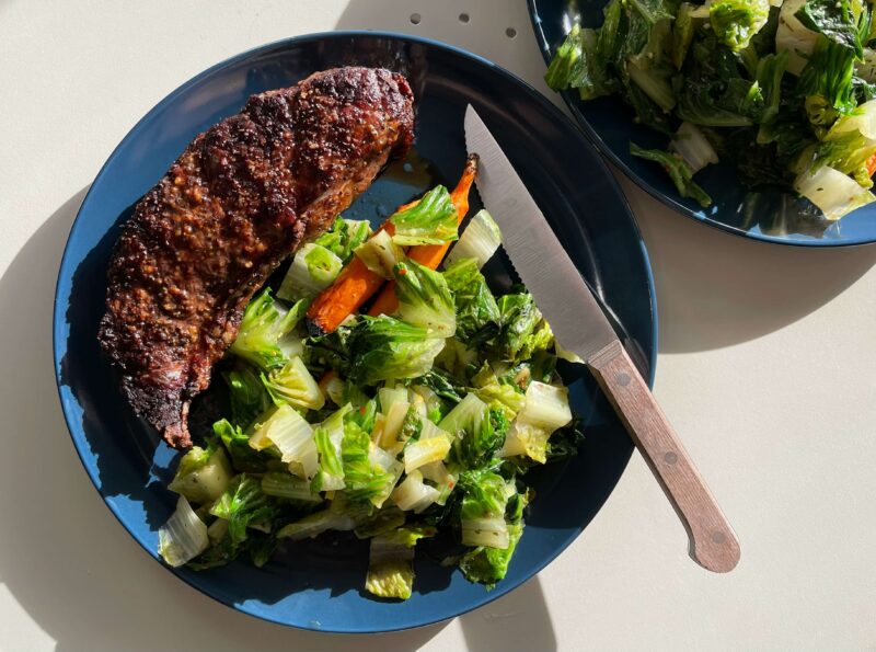 Healthy-Eating-Steak-Salad-2025 Healthy-Eating-Steak-Salad-2025
