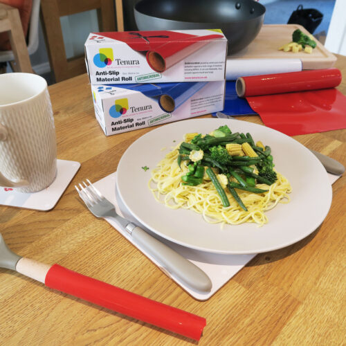 T-R-1+1-Grip-Roll-Kitchen-Utensils