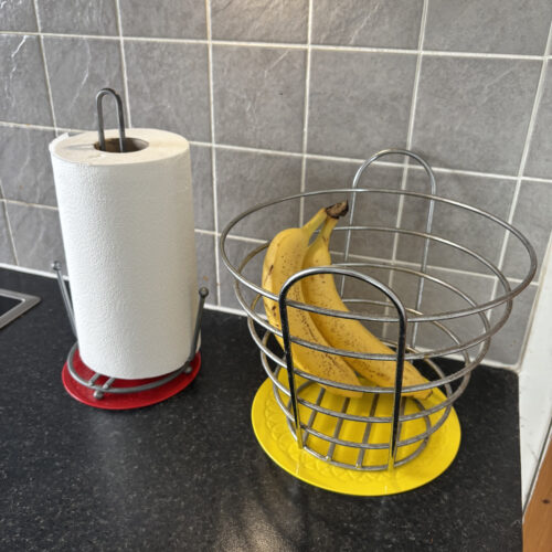 TC-19-3-Yellow-Circular-Coaster-Bananas-Kitchen-Roll.jpg